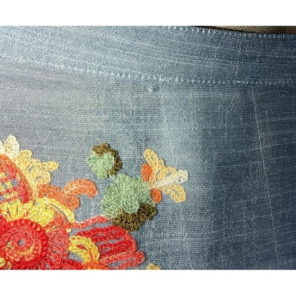 Fig & Flower for Anthropologie Size 1X Floral Embroidered Top Roll-Tab Sleeve - Picture 4 of 7